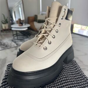 Timberland Boots platform NEW.